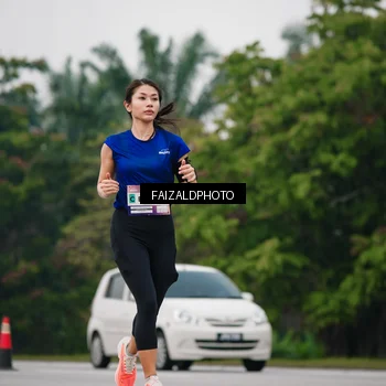 Runner Photo 7429006