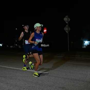 Runner Photo 7429013