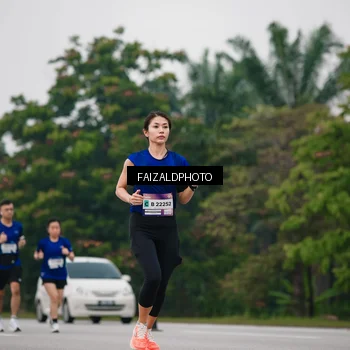 Runner Photo 7429019
