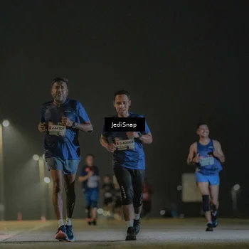 Runner Photo 7429024