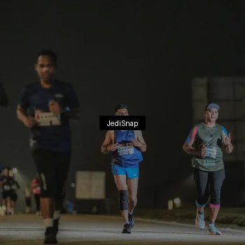 Runner Photo 7429026