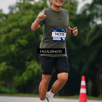 Runner Photo 7429035