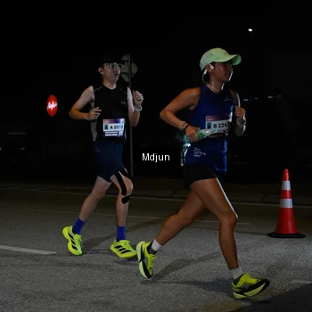 Runner Photo 7429041