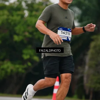 Runner Photo 7429046