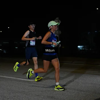 Runner Photo 7429049