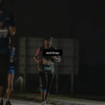 Runner Photo 7429064
