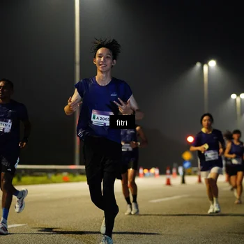 Runner Photo 7429066