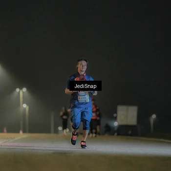 Runner Photo 7429091