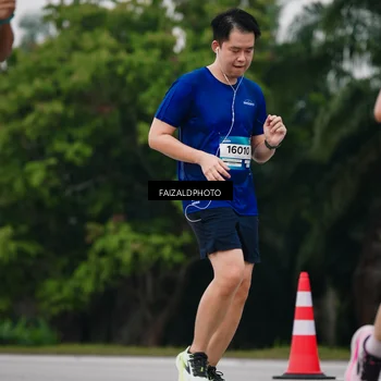 Runner Photo 7429099