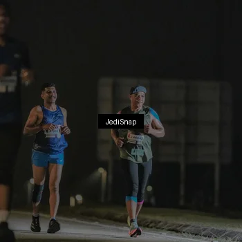 Runner Photo 7429101