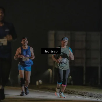 Runner Photo 7429118