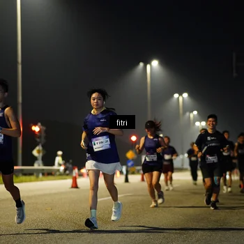 Runner Photo 7429124