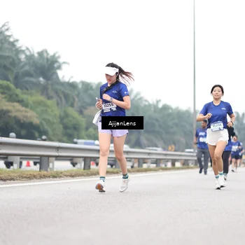 Runner Photo 7429131