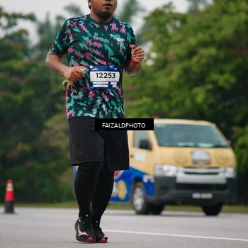 Runner Photo 7429188
