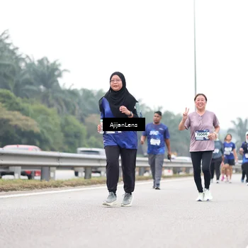 Runner Photo 7429249