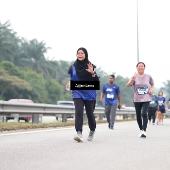 Runner Photo 7429277