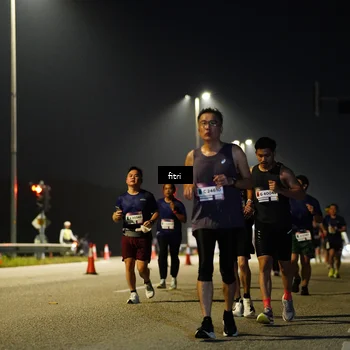 Runner Photo 7429291