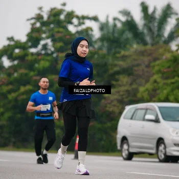Runner Photo 7429310