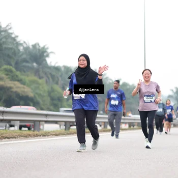 Runner Photo 7429311