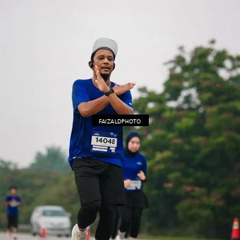 Runner Photo 7429334