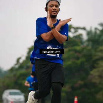 Runner Photo 7429342