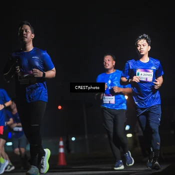 Runner Photo 7429345