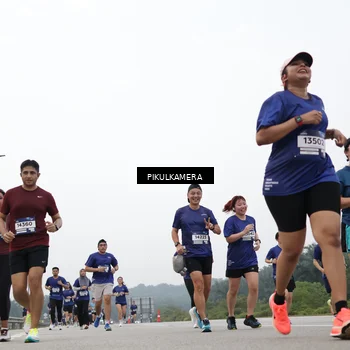 Runner Photo 7429361