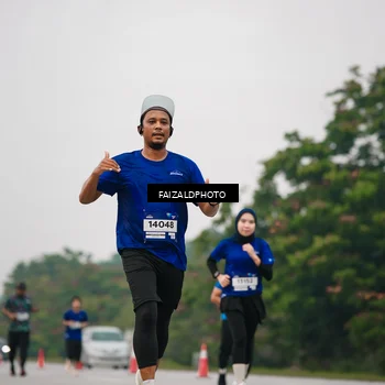 Runner Photo 7429362