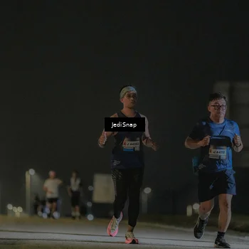 Runner Photo 7429444