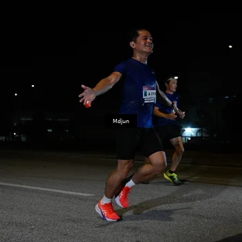 Runner Photo 7429457