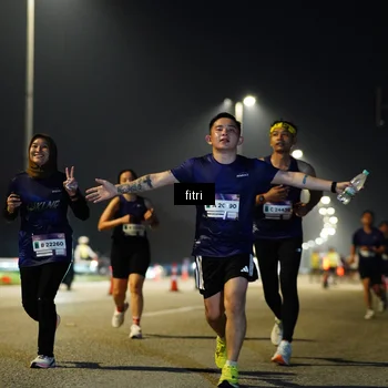 Runner Photo 7429468