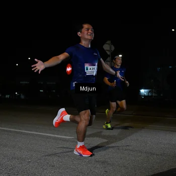 Runner Photo 7429474