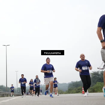 Runner Photo 7429491