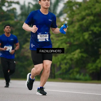 Runner Photo 7429503