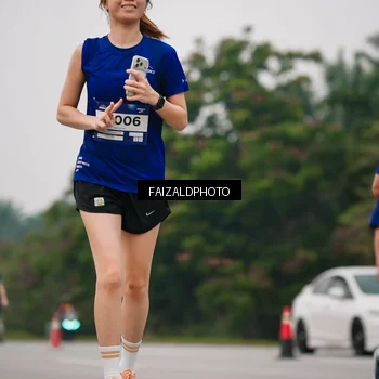 Runner Photo 7429546