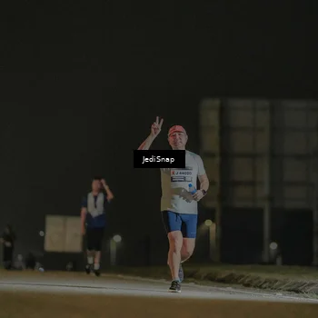 Runner Photo 7429549