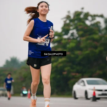Runner Photo 7429551