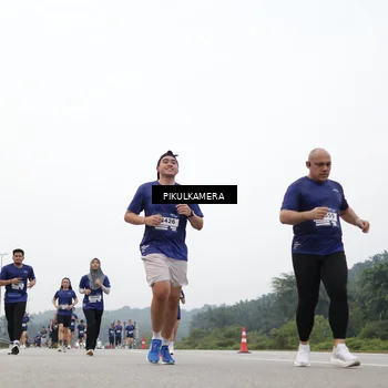 Runner Photo 7429619