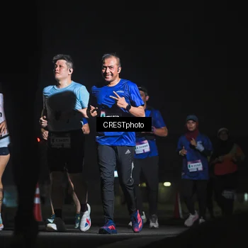 Runner Photo 7429635