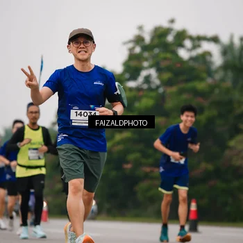 Runner Photo 7429705