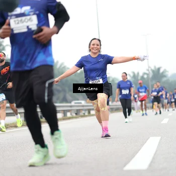 Runner Photo 7429711