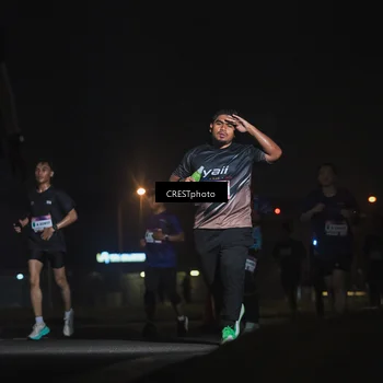 Runner Photo 7429742