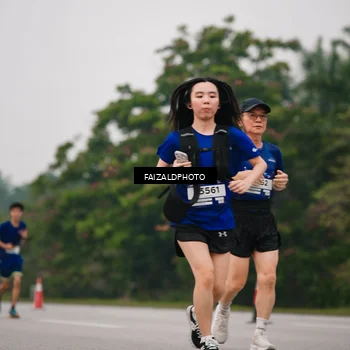 Runner Photo 7429743