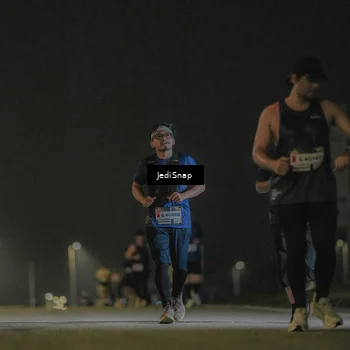 Runner Photo 7429745
