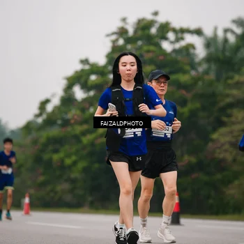 Runner Photo 7429751