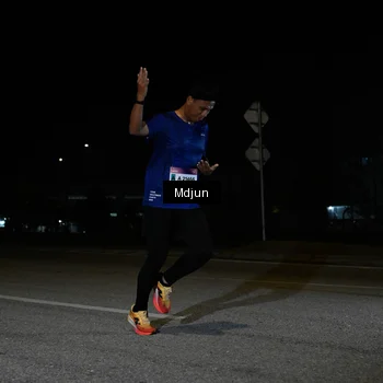 Runner Photo 7429776
