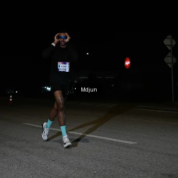 Runner Photo 7429777
