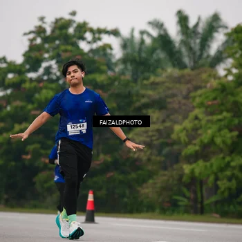 Runner Photo 7429785