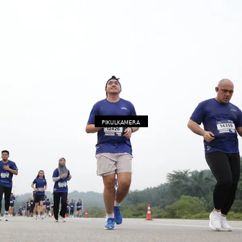 Runner Photo 7429790
