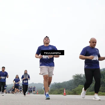 Runner Photo 7429810